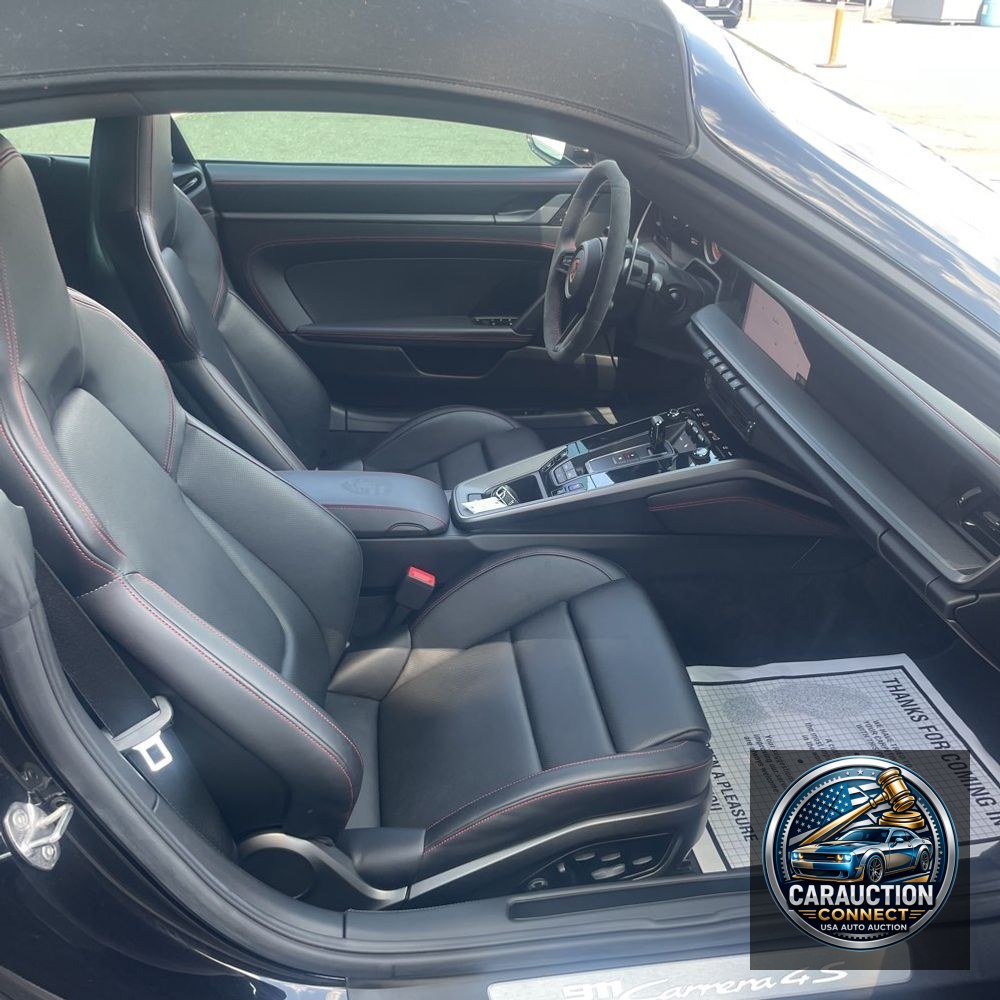 2020 Porsche 911 Carrera 4S