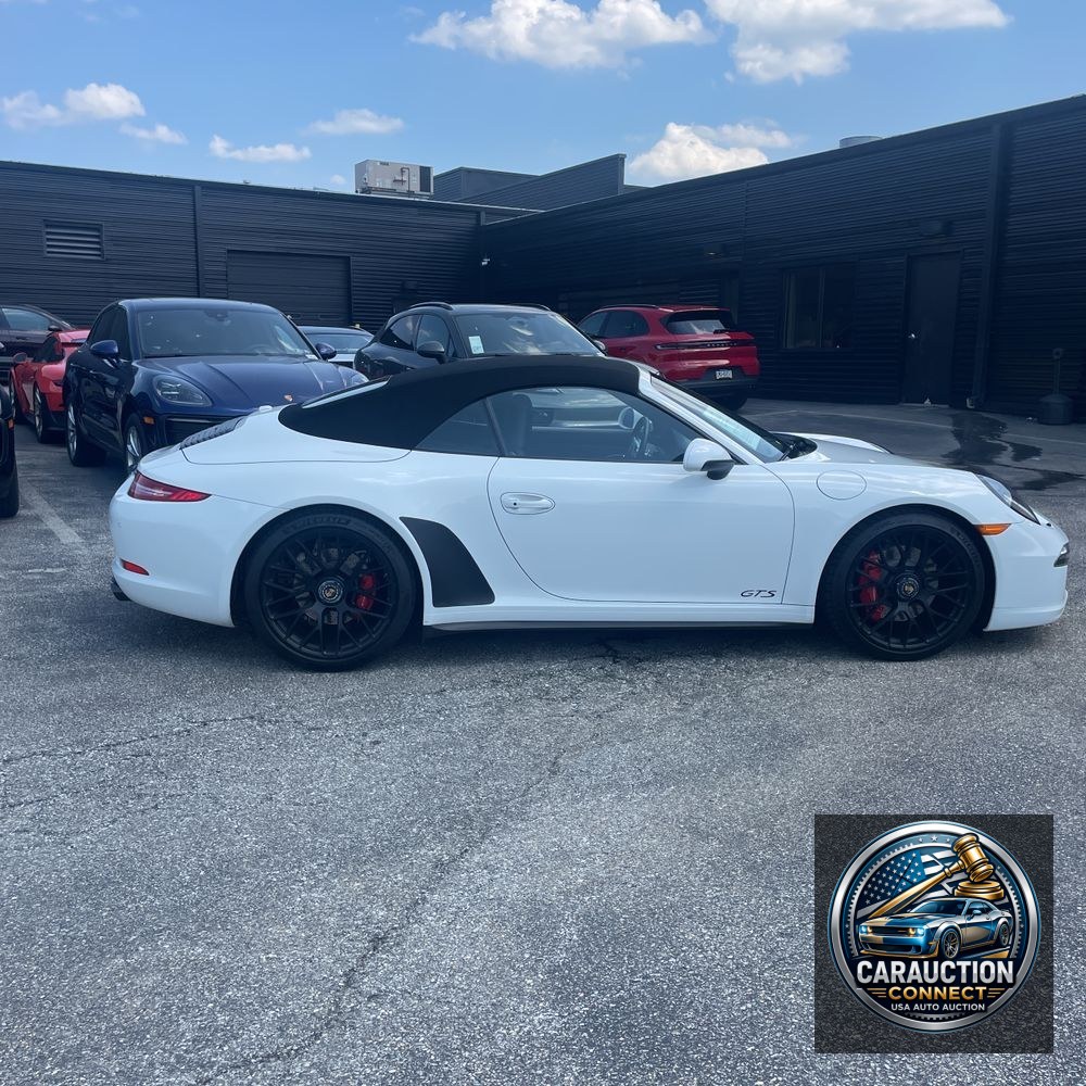 2015 Porsche 911 Carrera GTS
