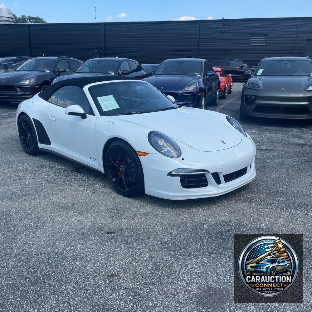 2015 Porsche 911 Carrera GTS