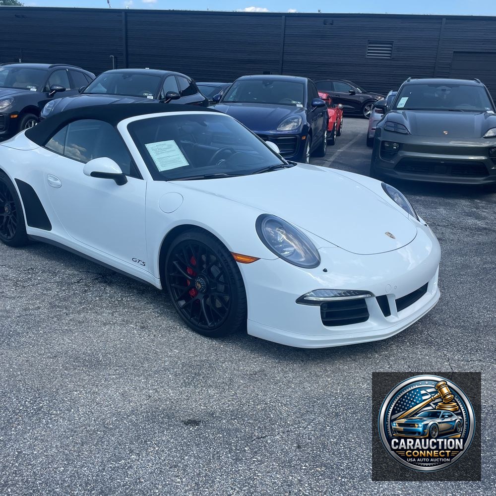 2015 Porsche 911 Carrera GTS
