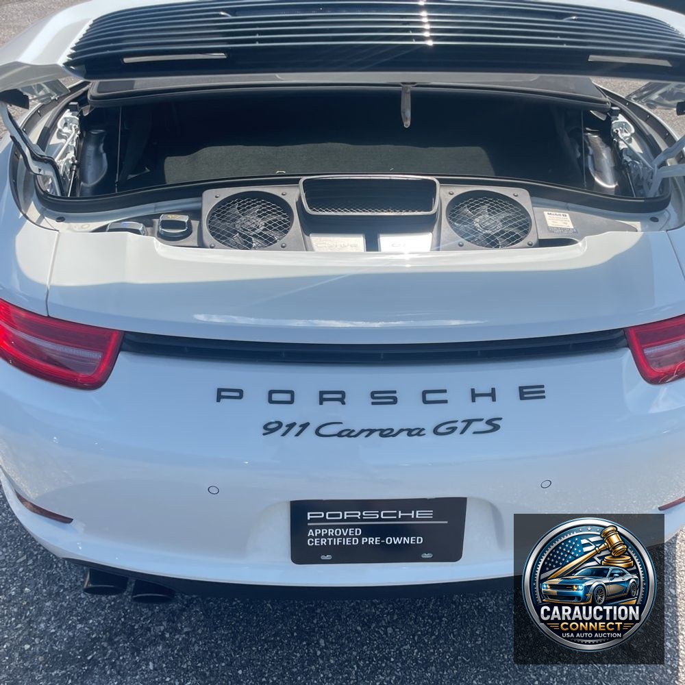2015 Porsche 911 Carrera GTS