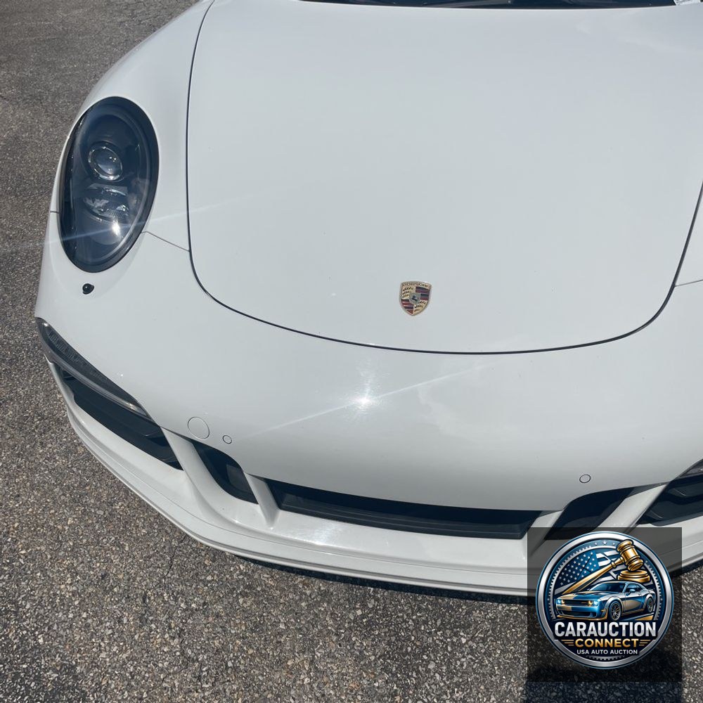 2015 Porsche 911 Carrera GTS