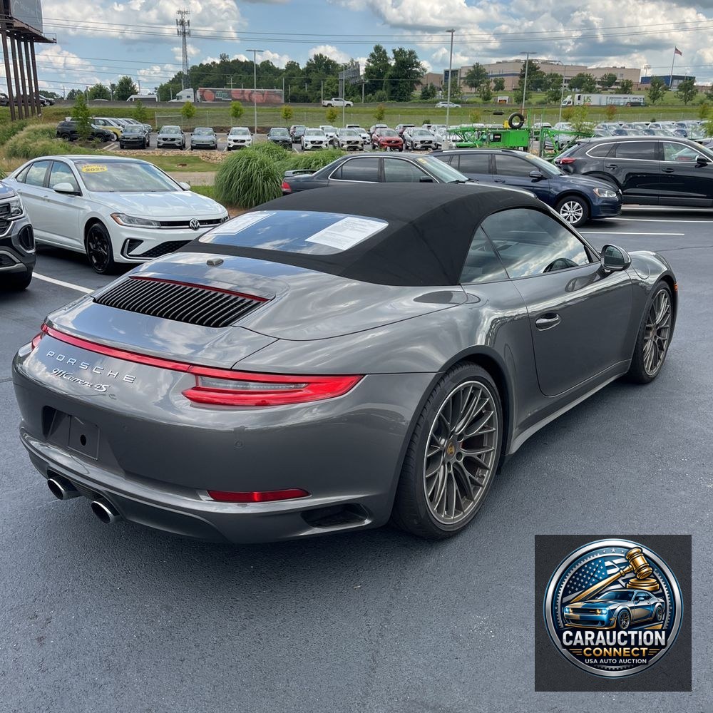 2017 Porsche 911 Carrera 4S