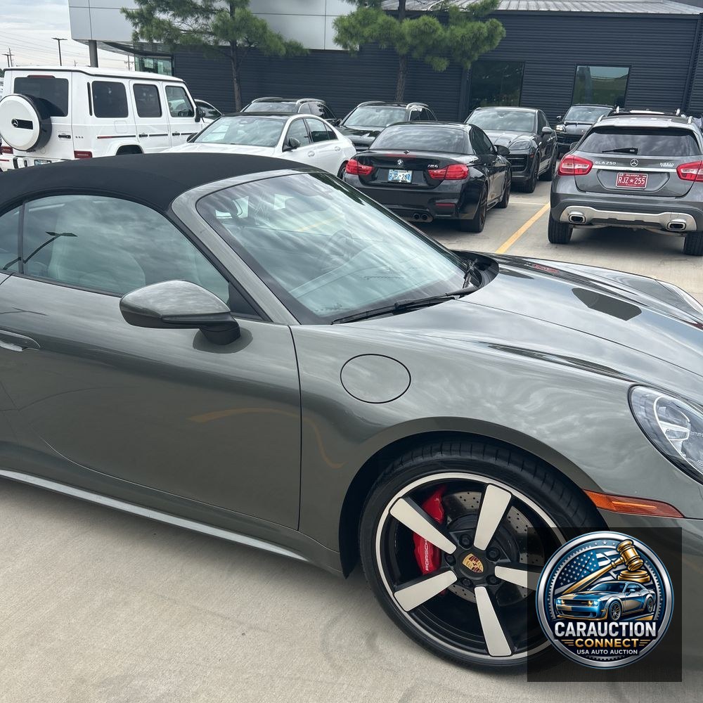 2020 Porsche 911 Carrera 4S
