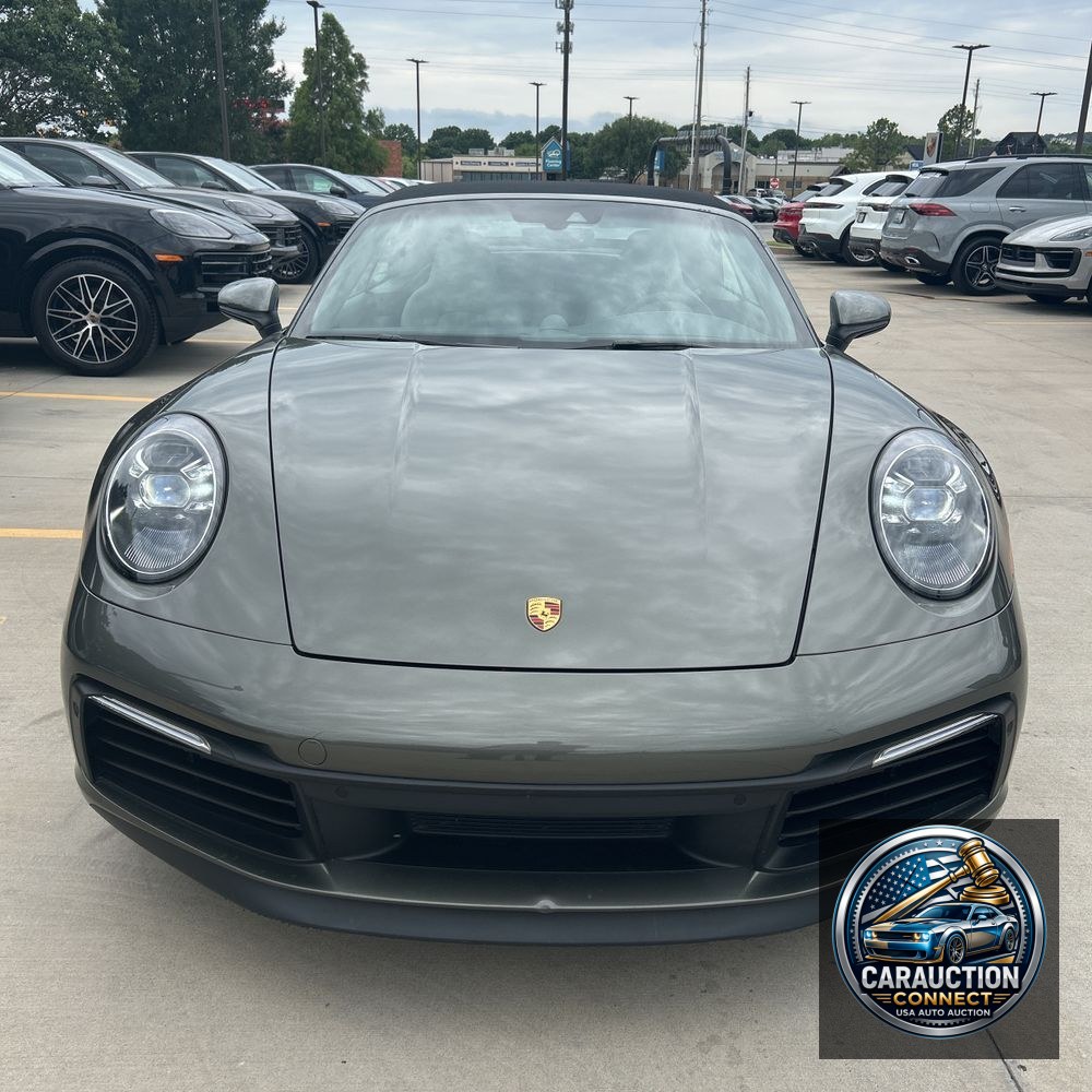 2020 Porsche 911 Carrera 4S