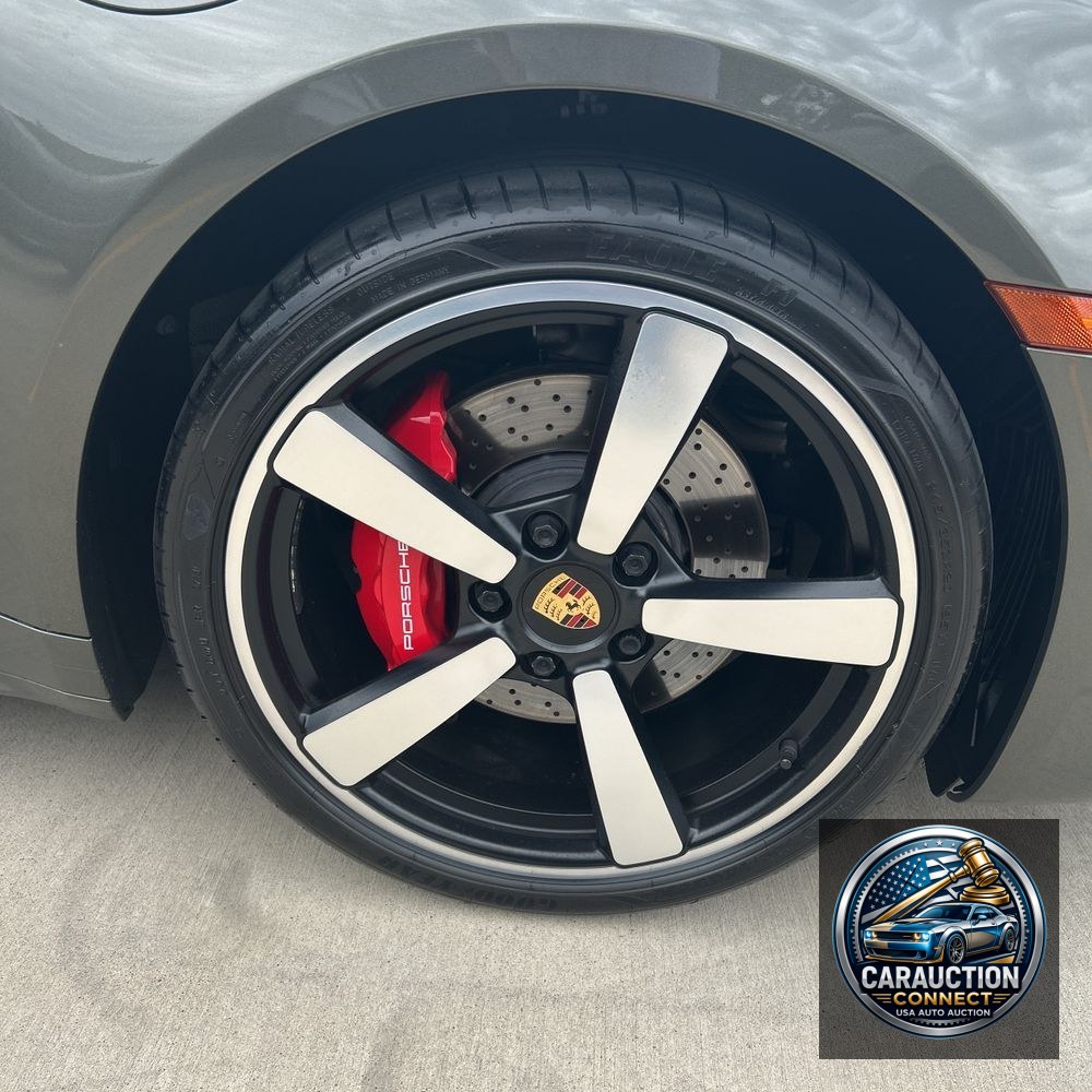 2020 Porsche 911 Carrera 4S