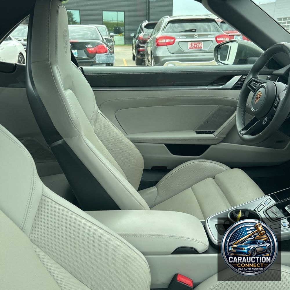 2020 Porsche 911 Carrera 4S