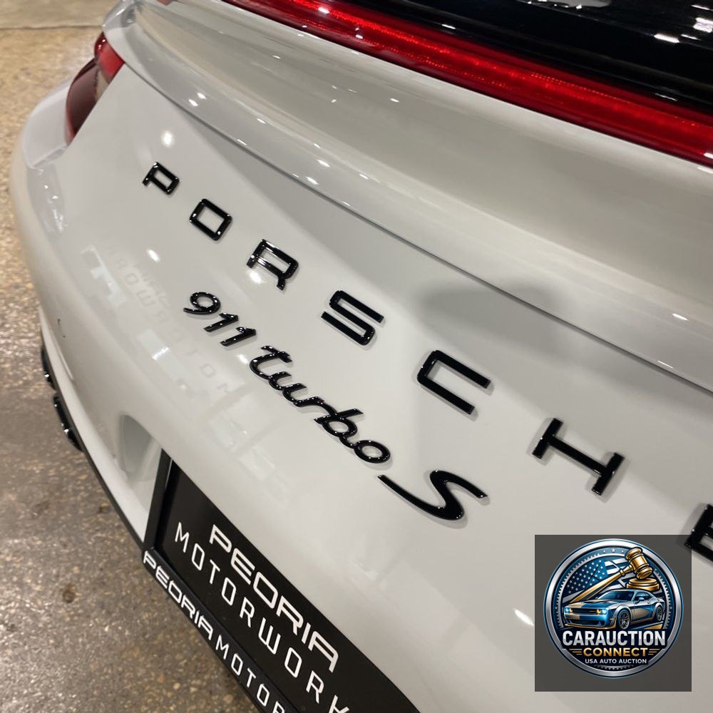 2019 Porsche 911 Turbo S