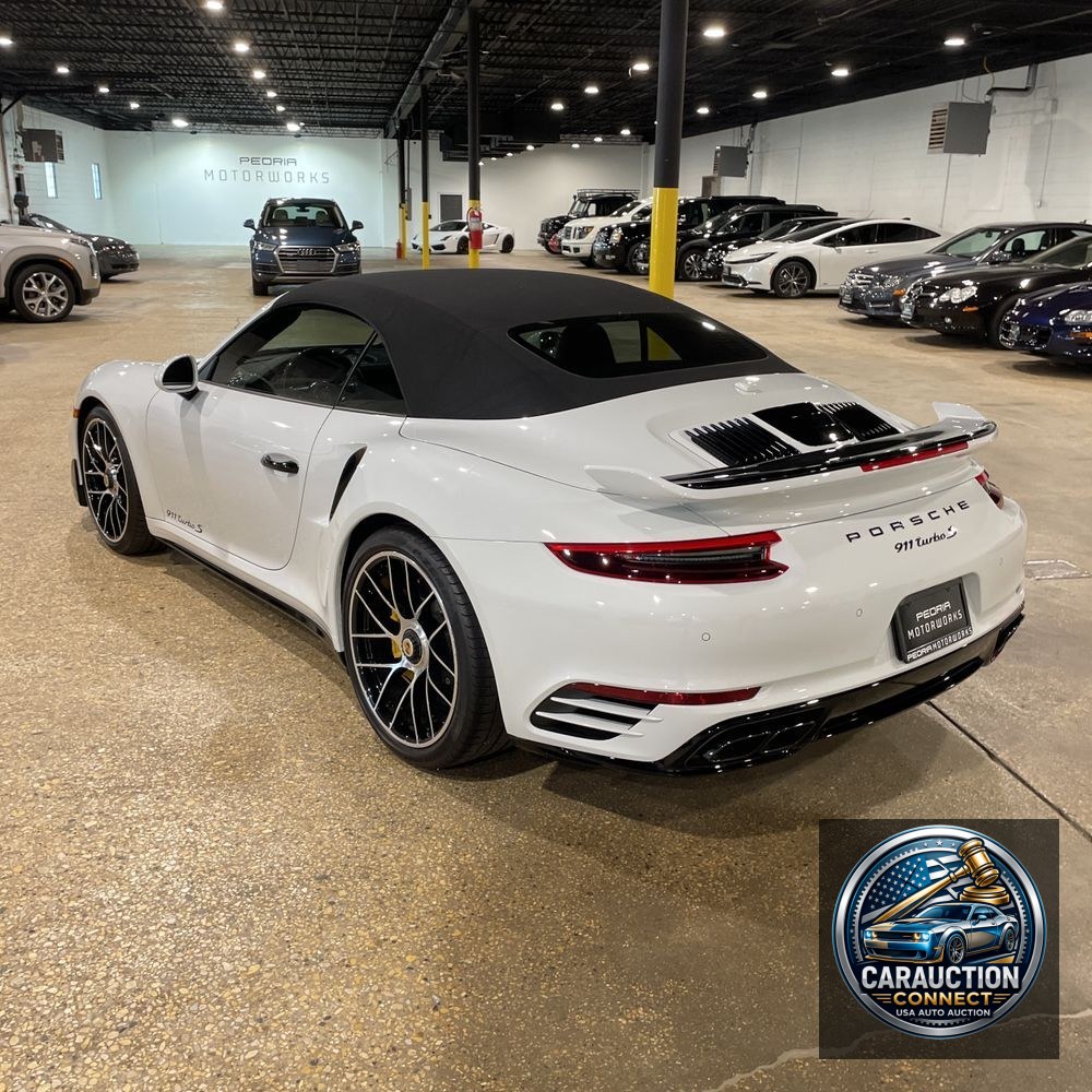 2019 Porsche 911 Turbo S