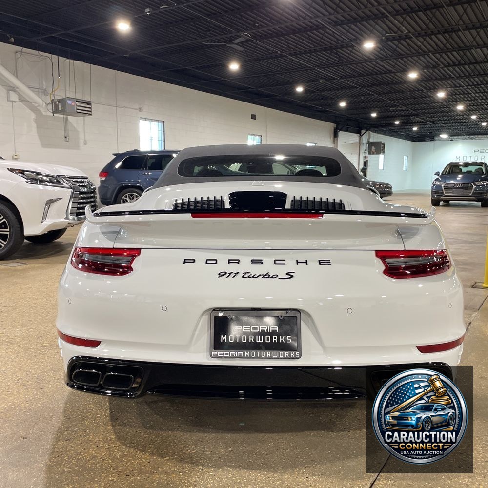 2019 Porsche 911 Turbo S