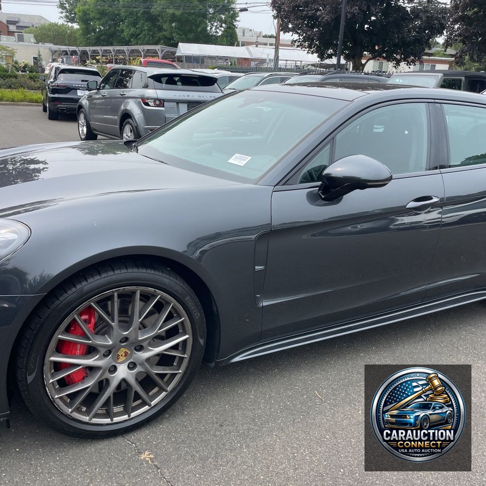 2018 Porsche Panamera Turbo Sport Turismo