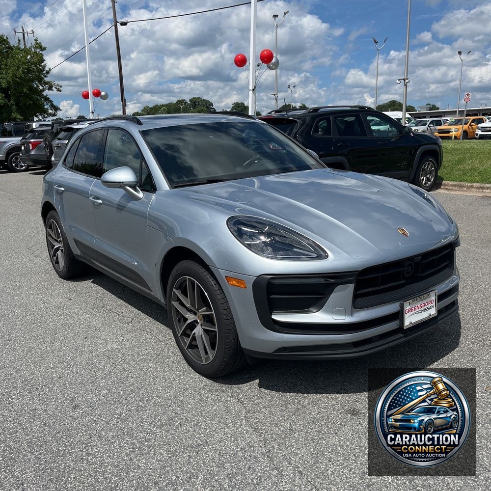 2024 Porsche Macan Base