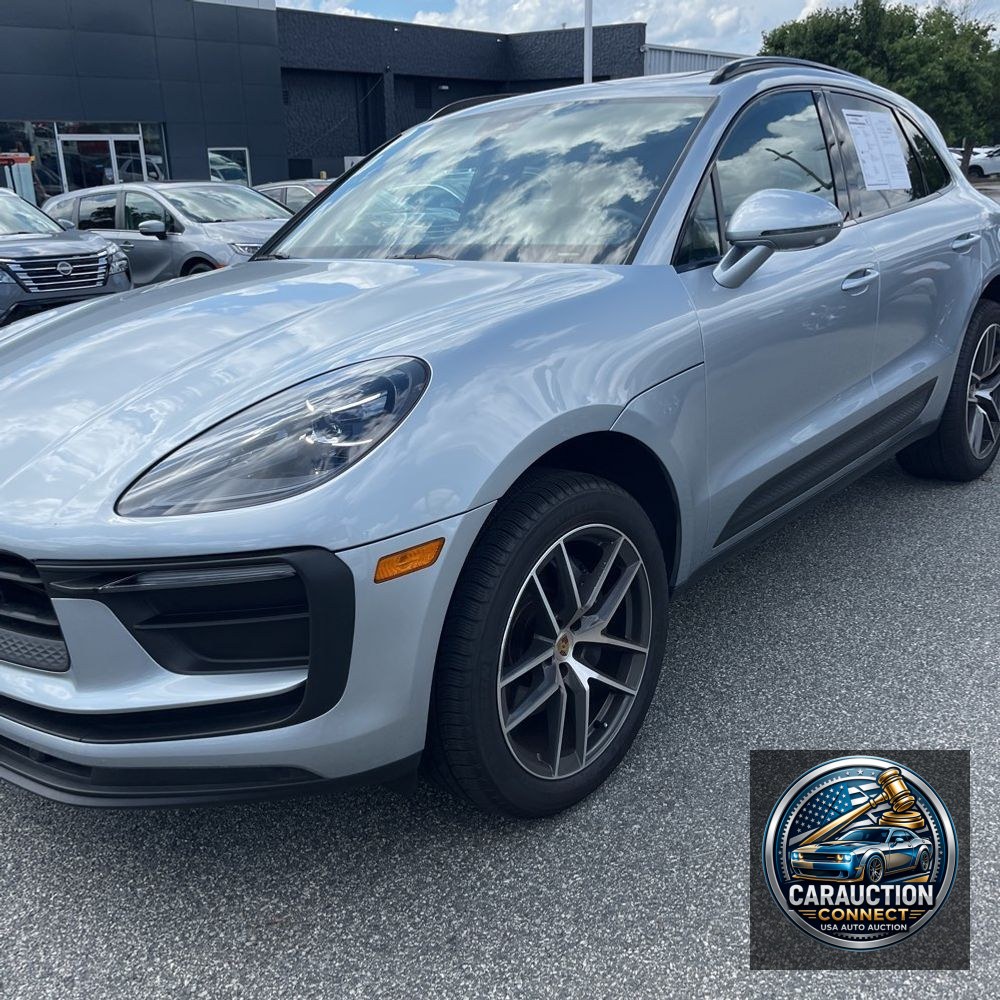 2024 Porsche Macan Base