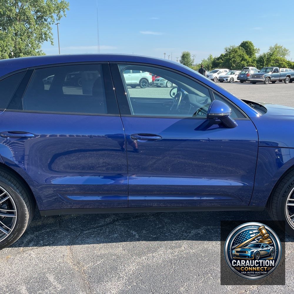 2024 Porsche Macan Base