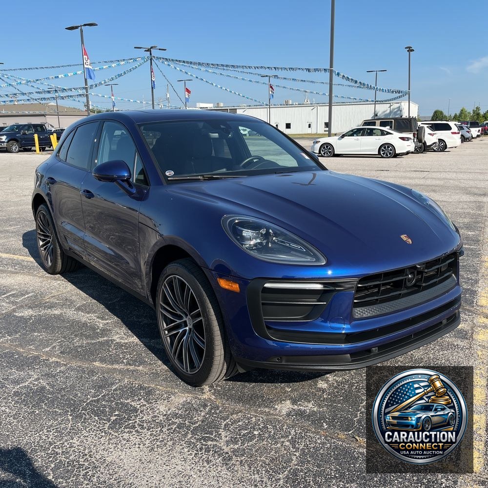 2024 Porsche Macan Base