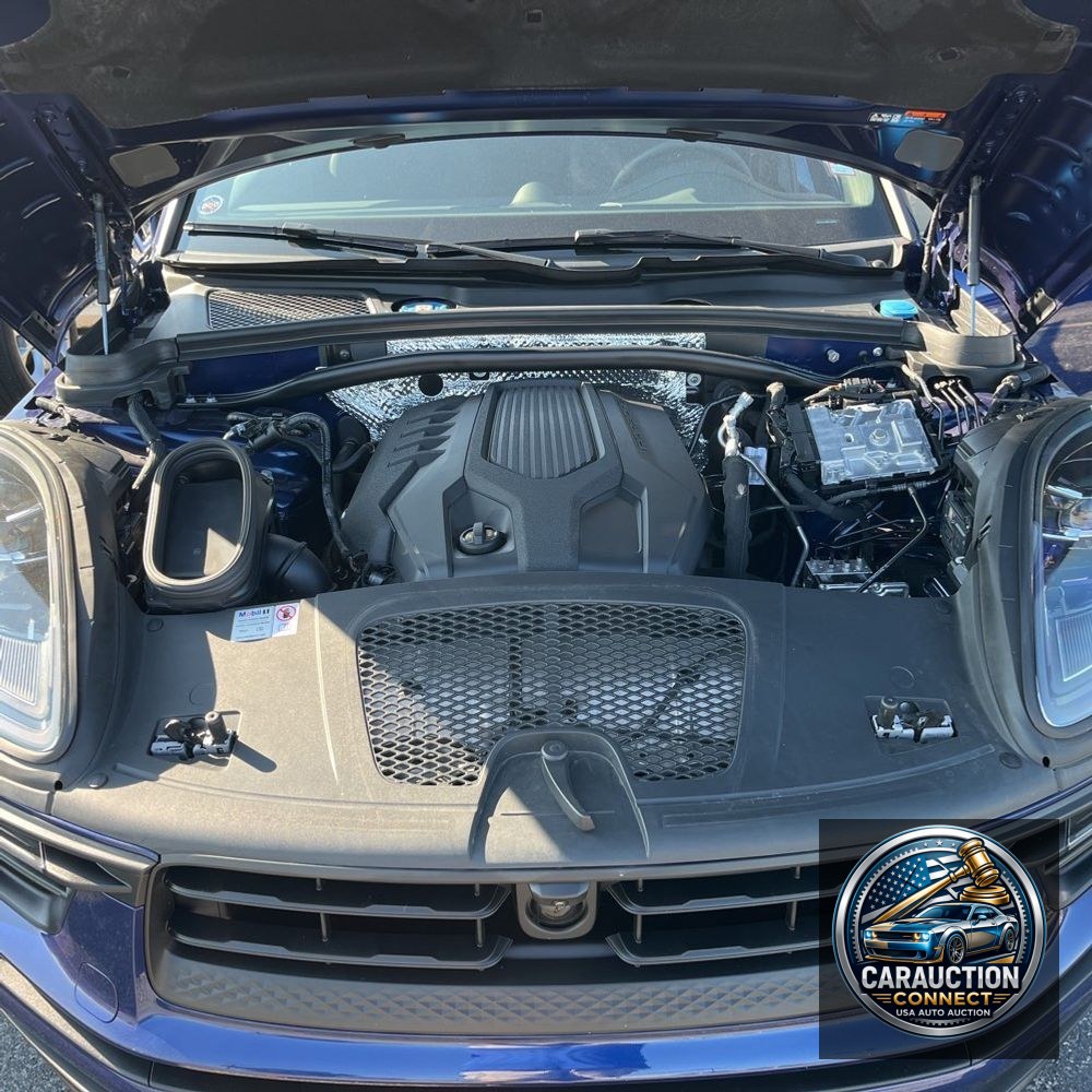 2024 Porsche Macan Base