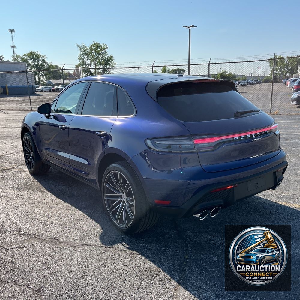 2024 Porsche Macan Base