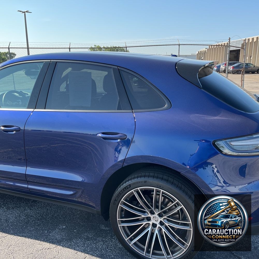 2024 Porsche Macan Base