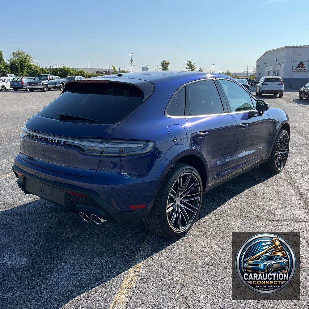 2024 Porsche Macan Base