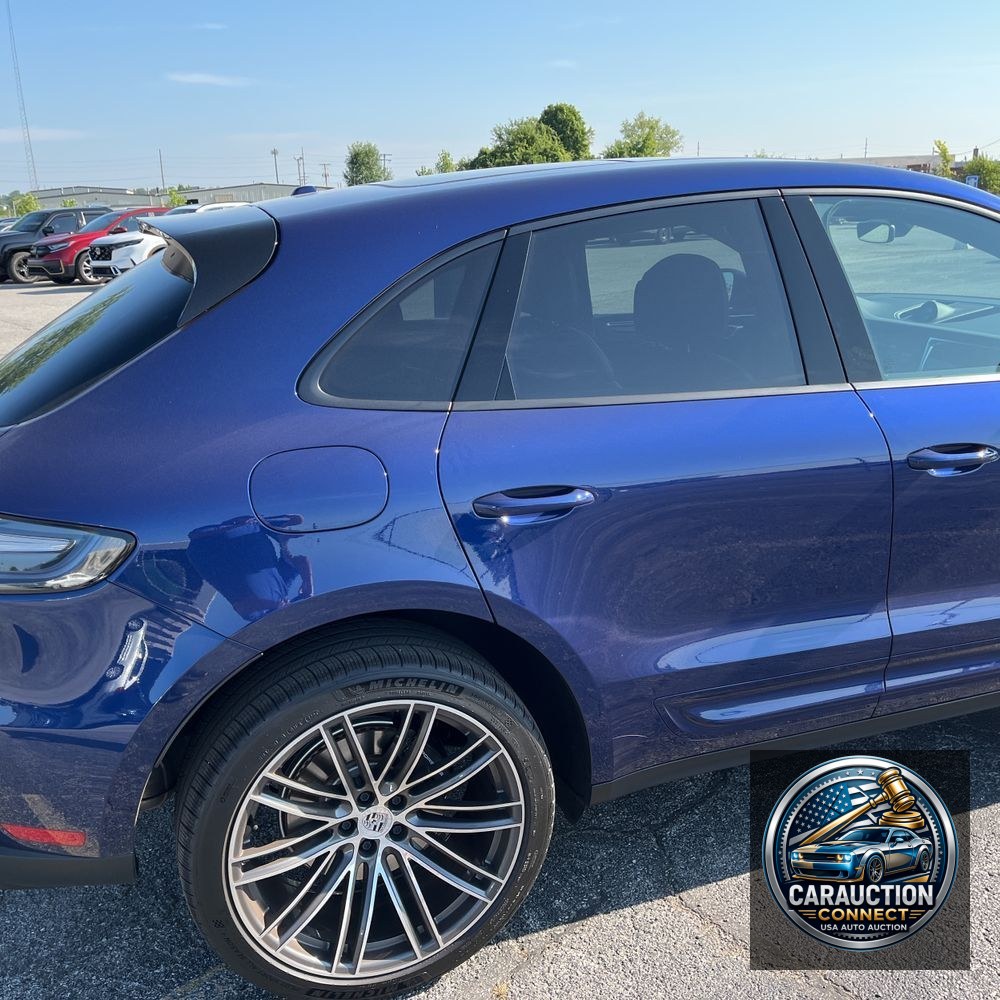 2024 Porsche Macan Base