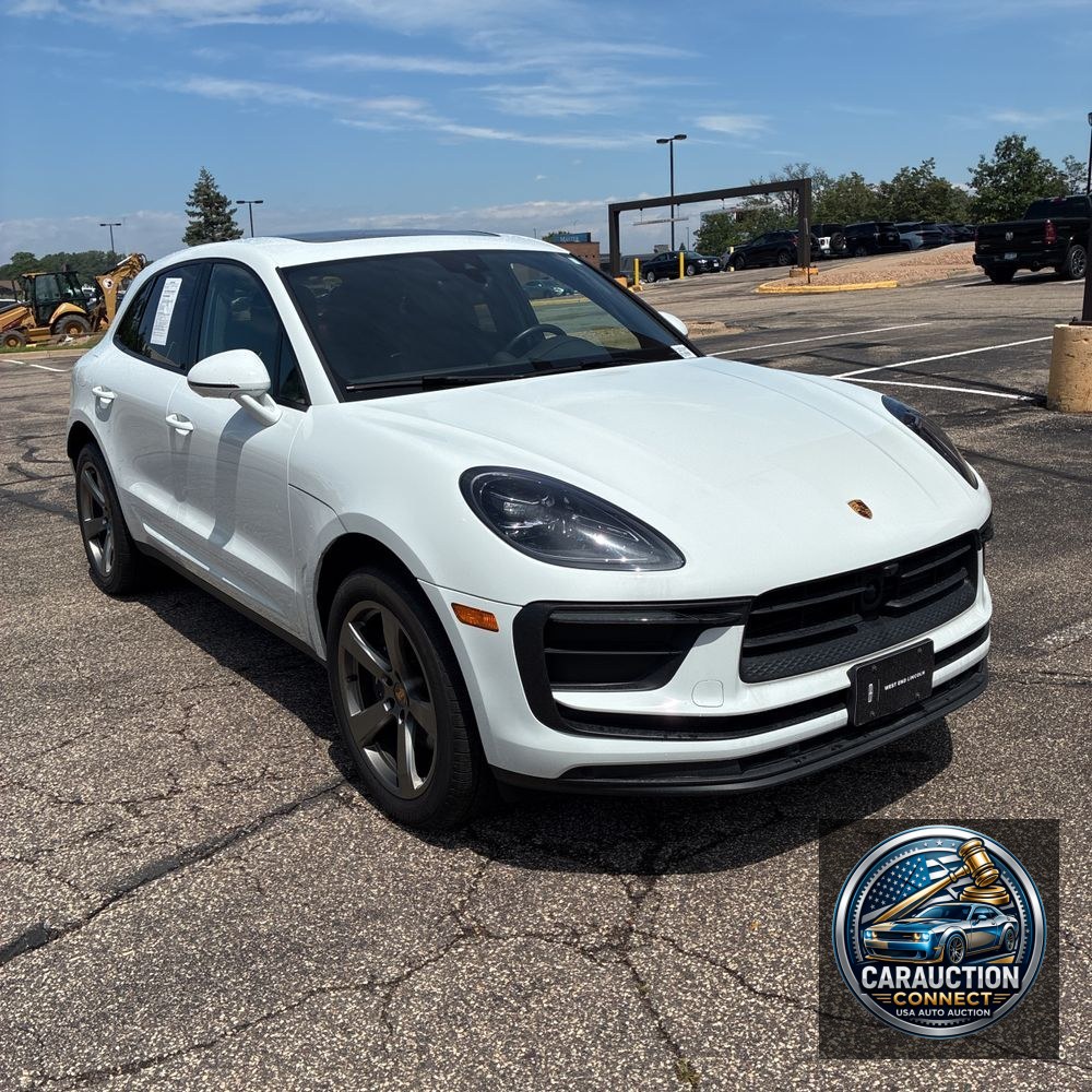 2023 Porsche Macan T