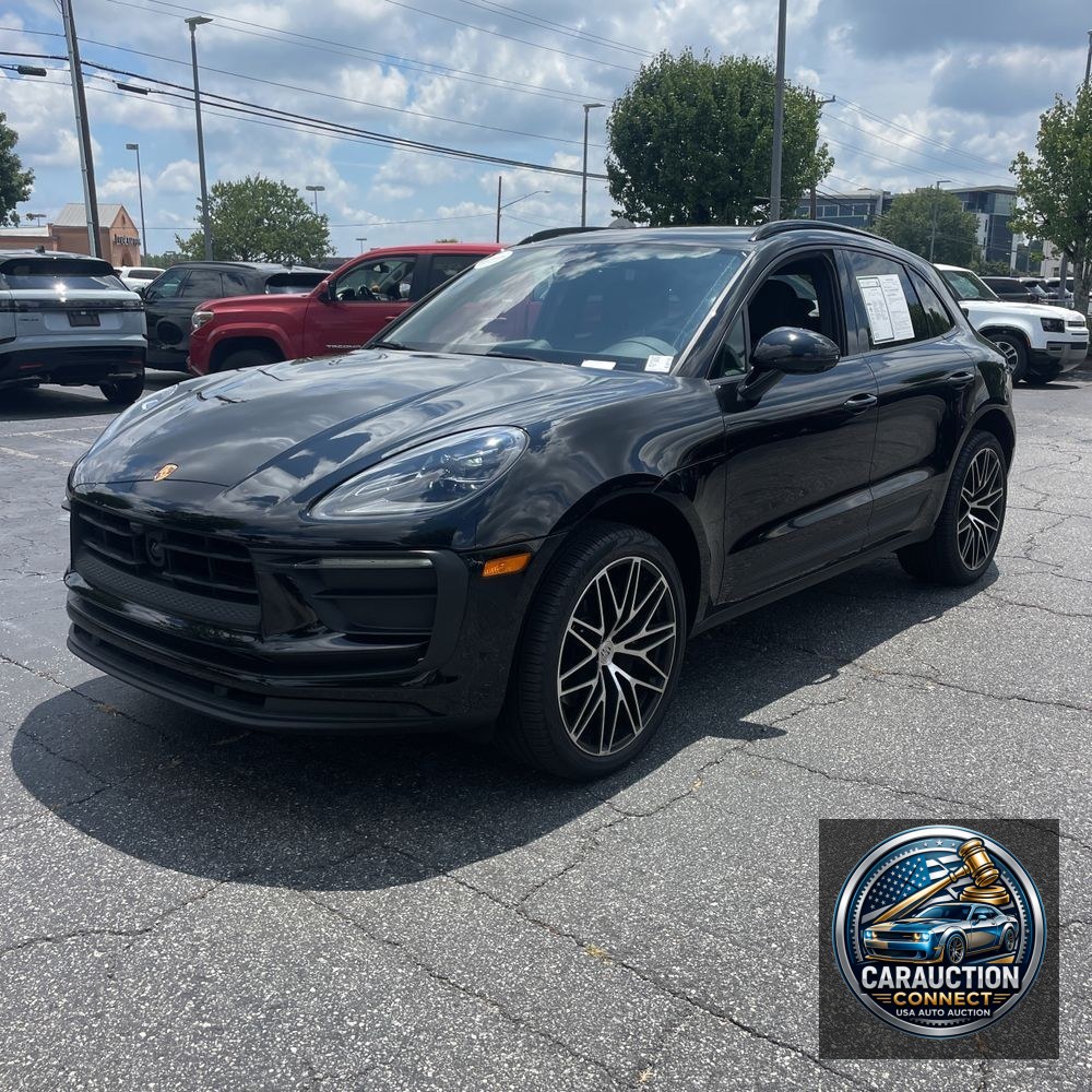 2024 Porsche Macan Base