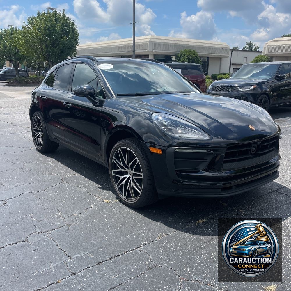 2024 Porsche Macan Base