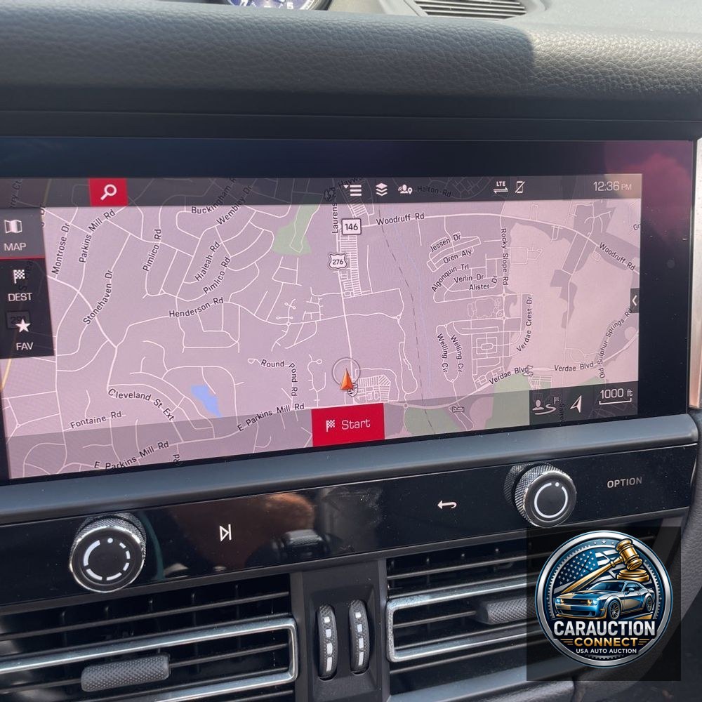 2024 Porsche Macan Base