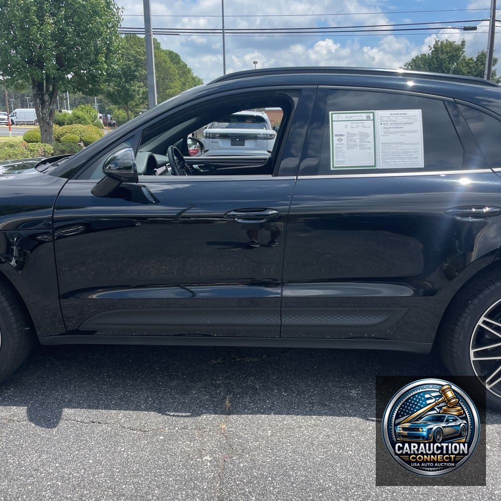2024 Porsche Macan Base