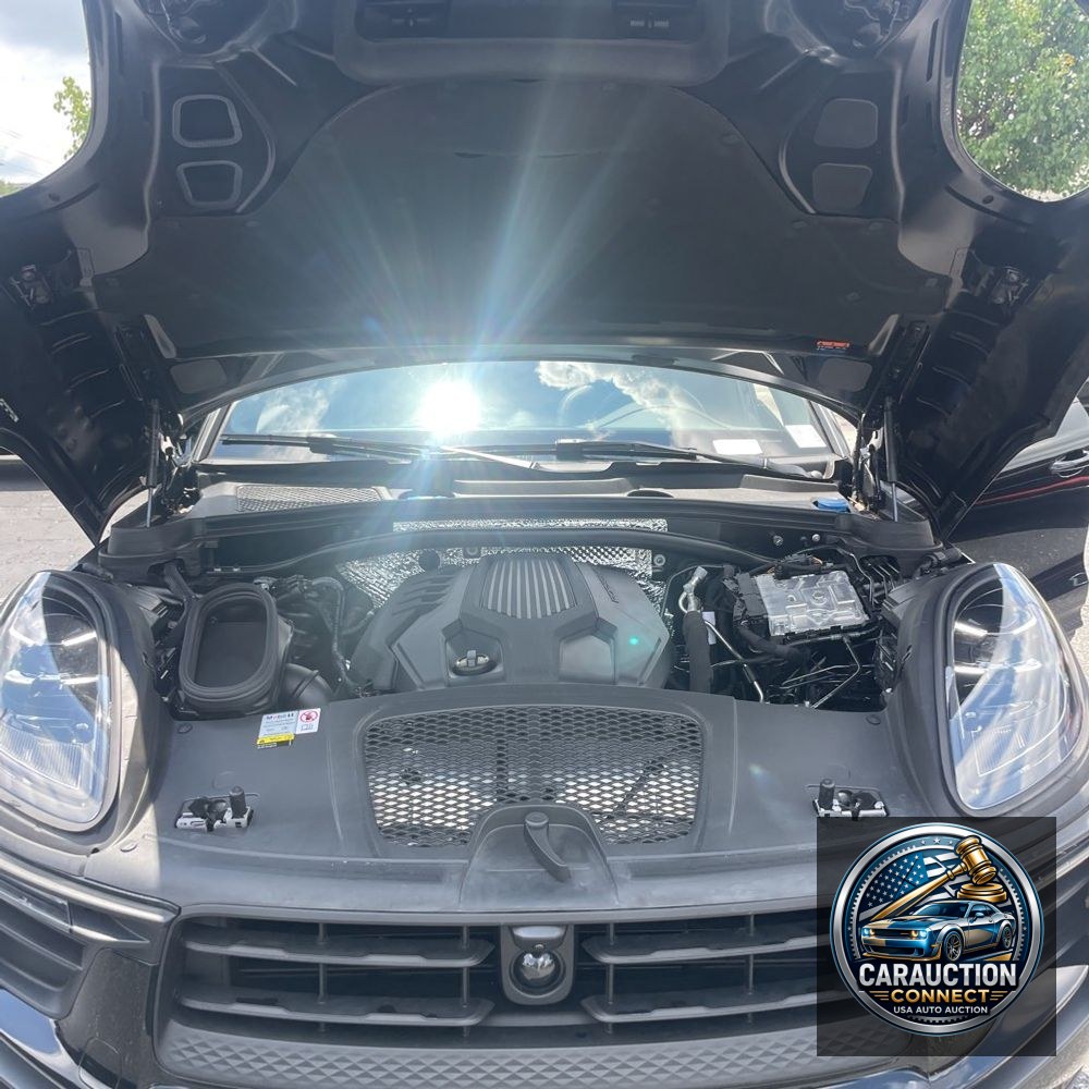 2024 Porsche Macan Base