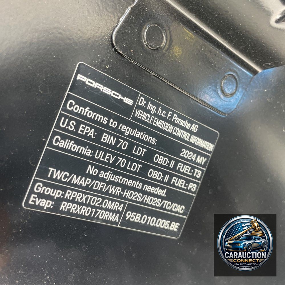 2024 Porsche Macan Base