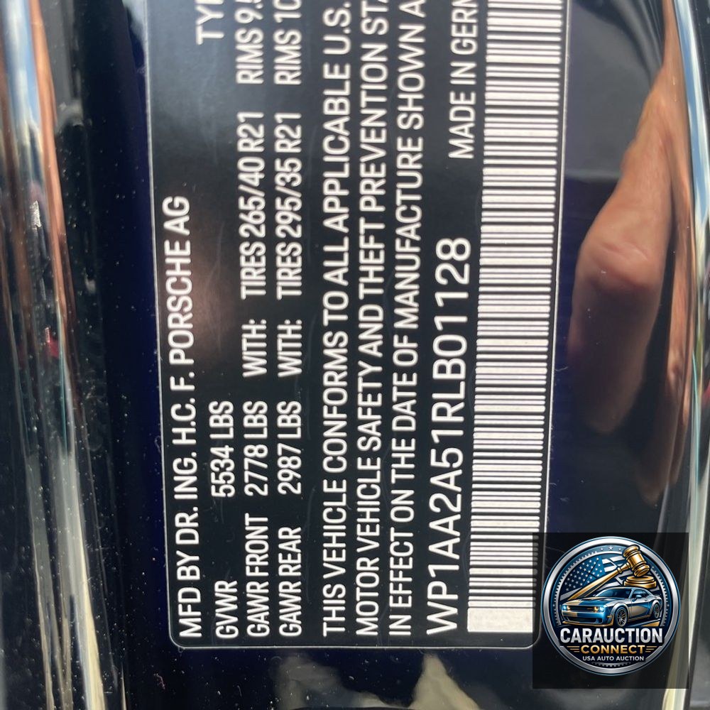 2024 Porsche Macan Base