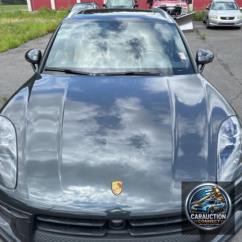 2024 Porsche Macan Base