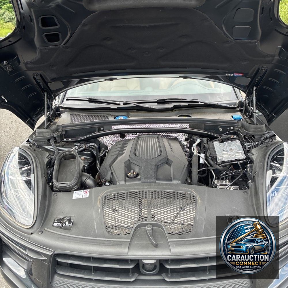 2024 Porsche Macan Base