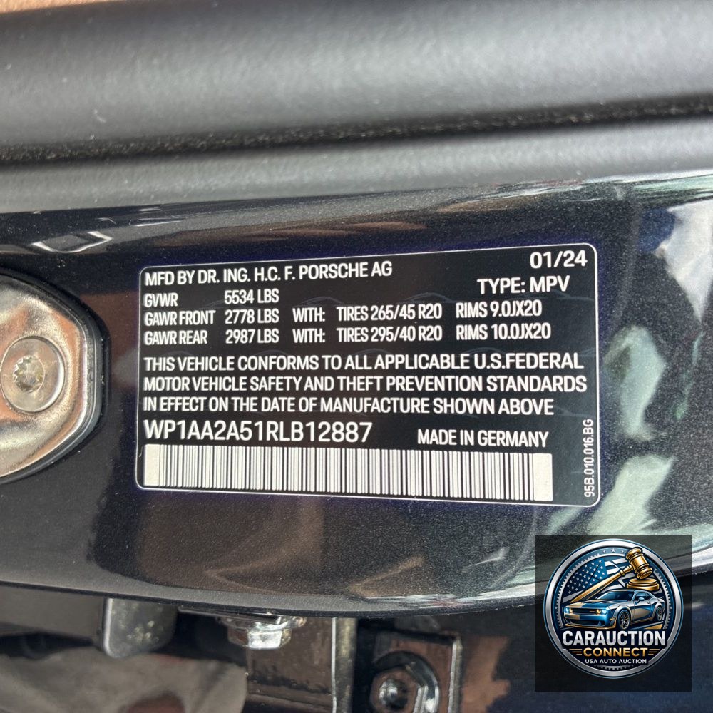 2024 Porsche Macan Base