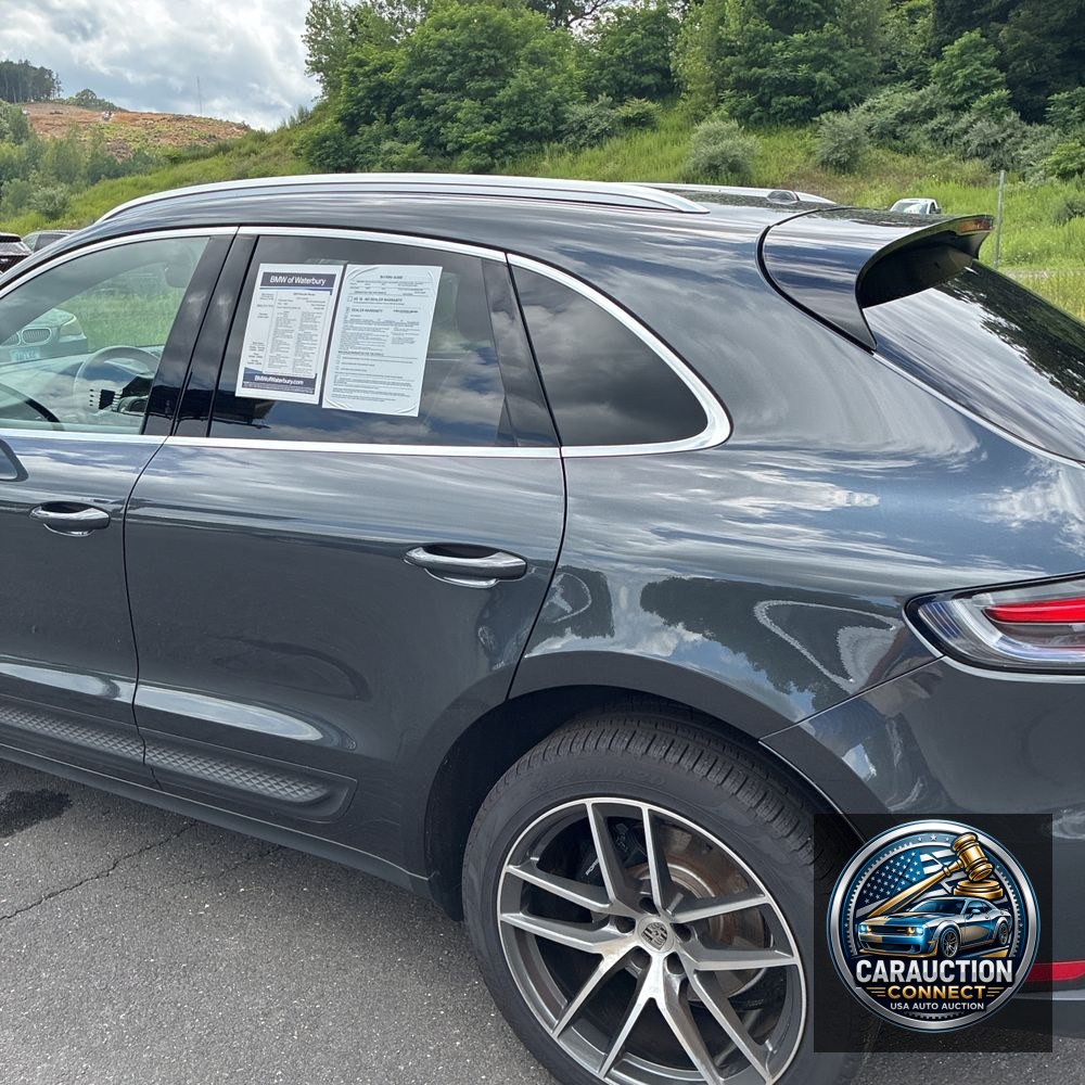 2024 Porsche Macan Base