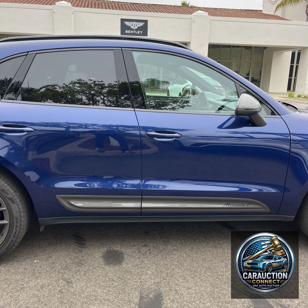 2023 Porsche Macan T