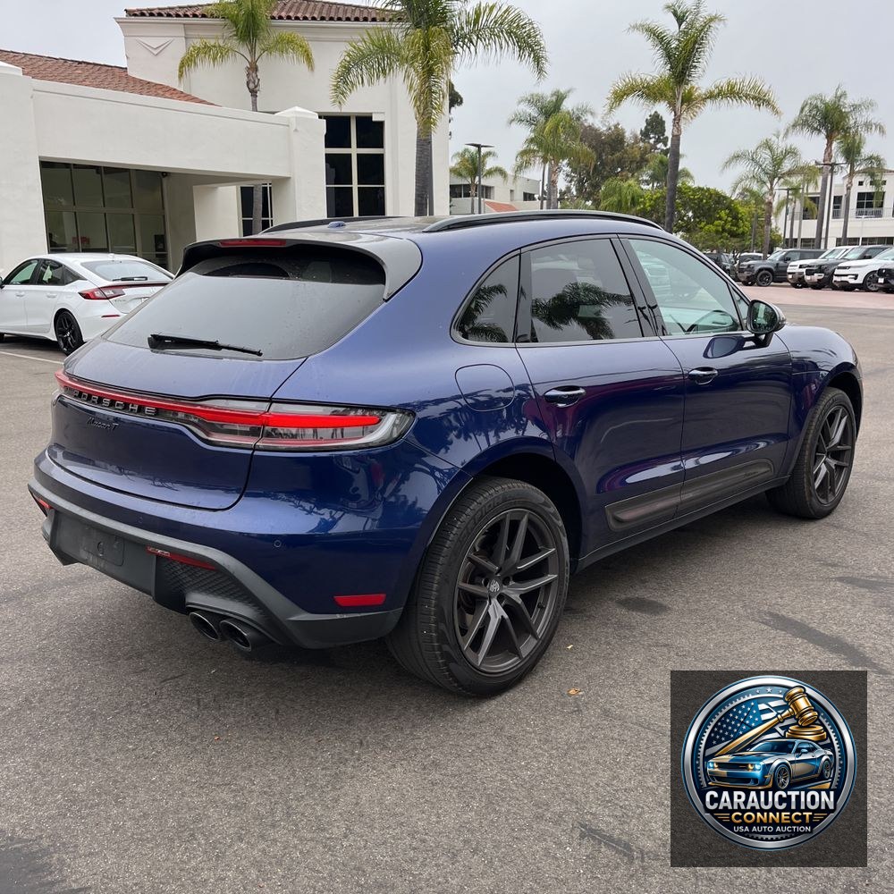 2023 Porsche Macan T