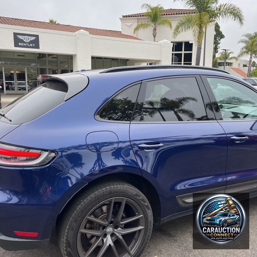 2023 Porsche Macan T