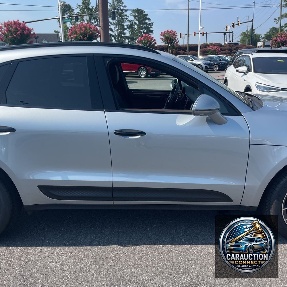2024 Porsche Macan Base