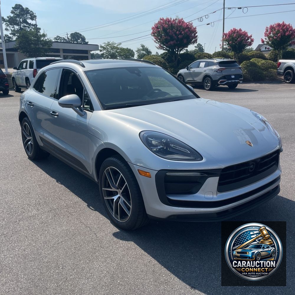 2024 Porsche Macan Base