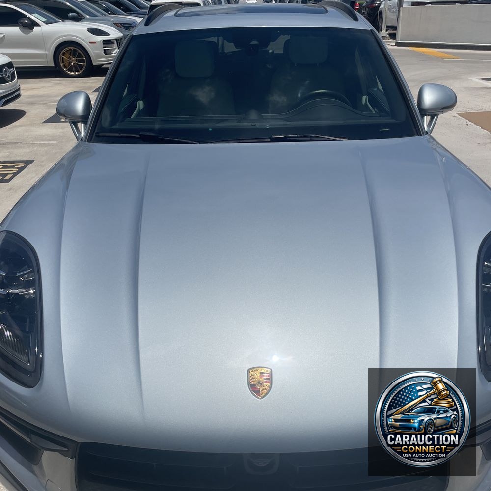 2024 Porsche Macan Base