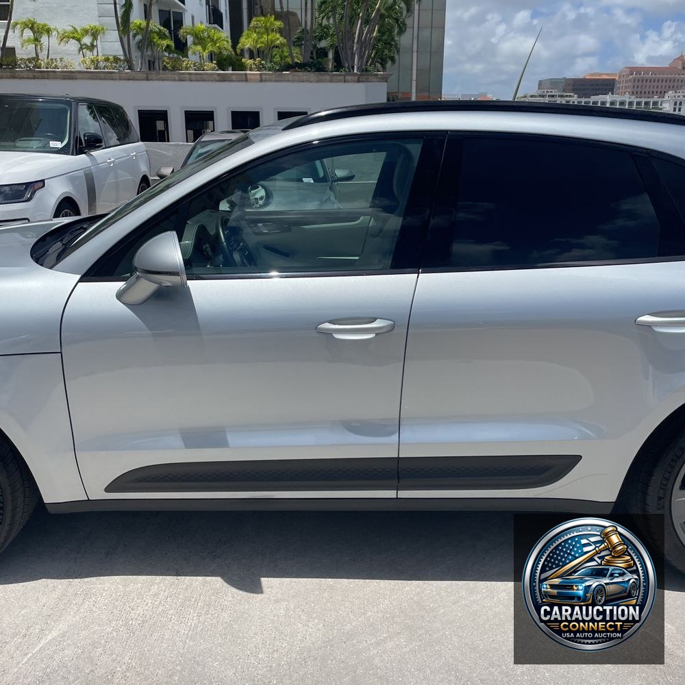 2024 Porsche Macan Base
