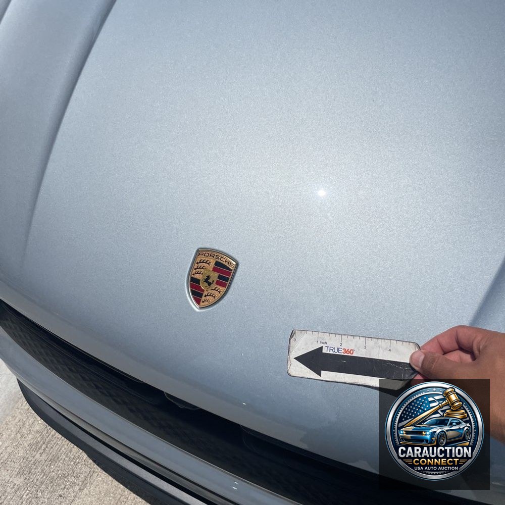2024 Porsche Macan Base