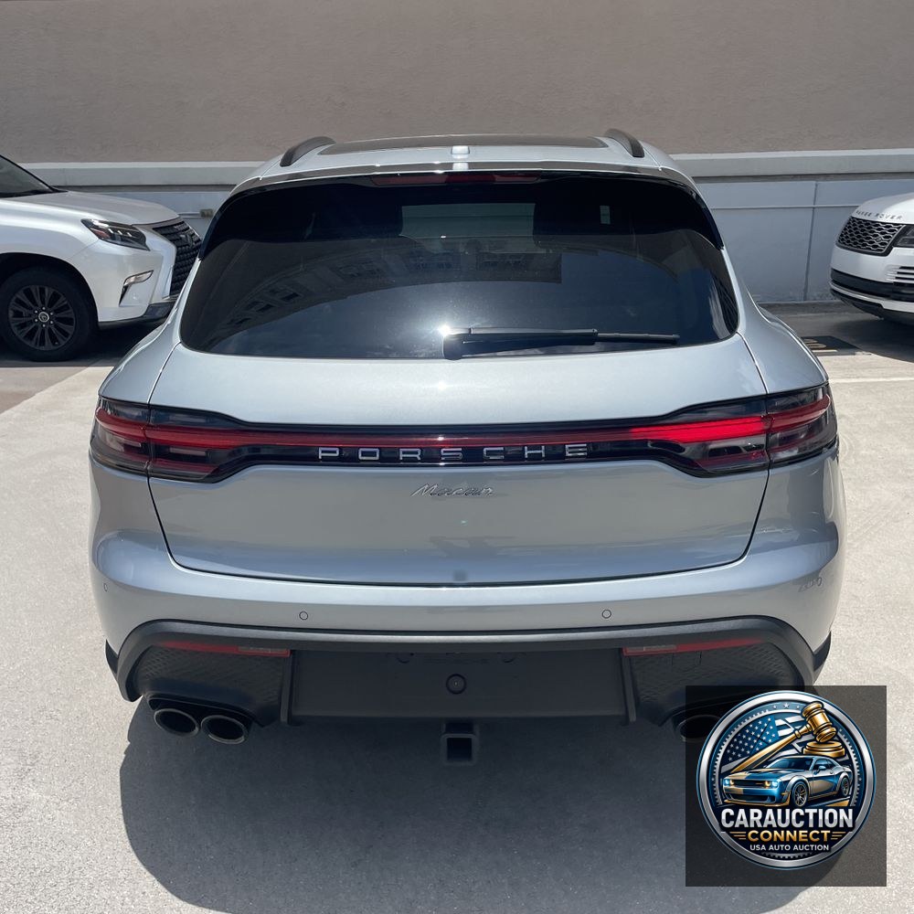 2024 Porsche Macan Base