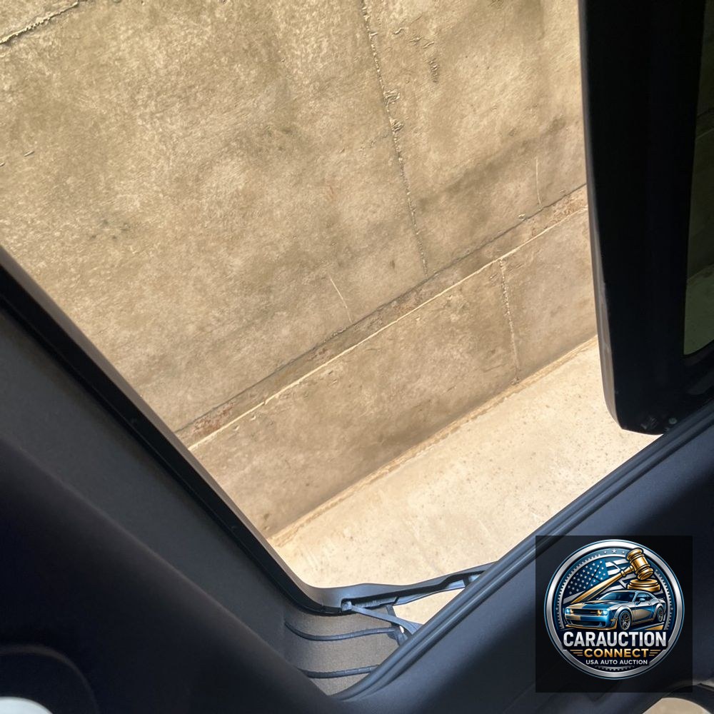 2022 Porsche Macan Base