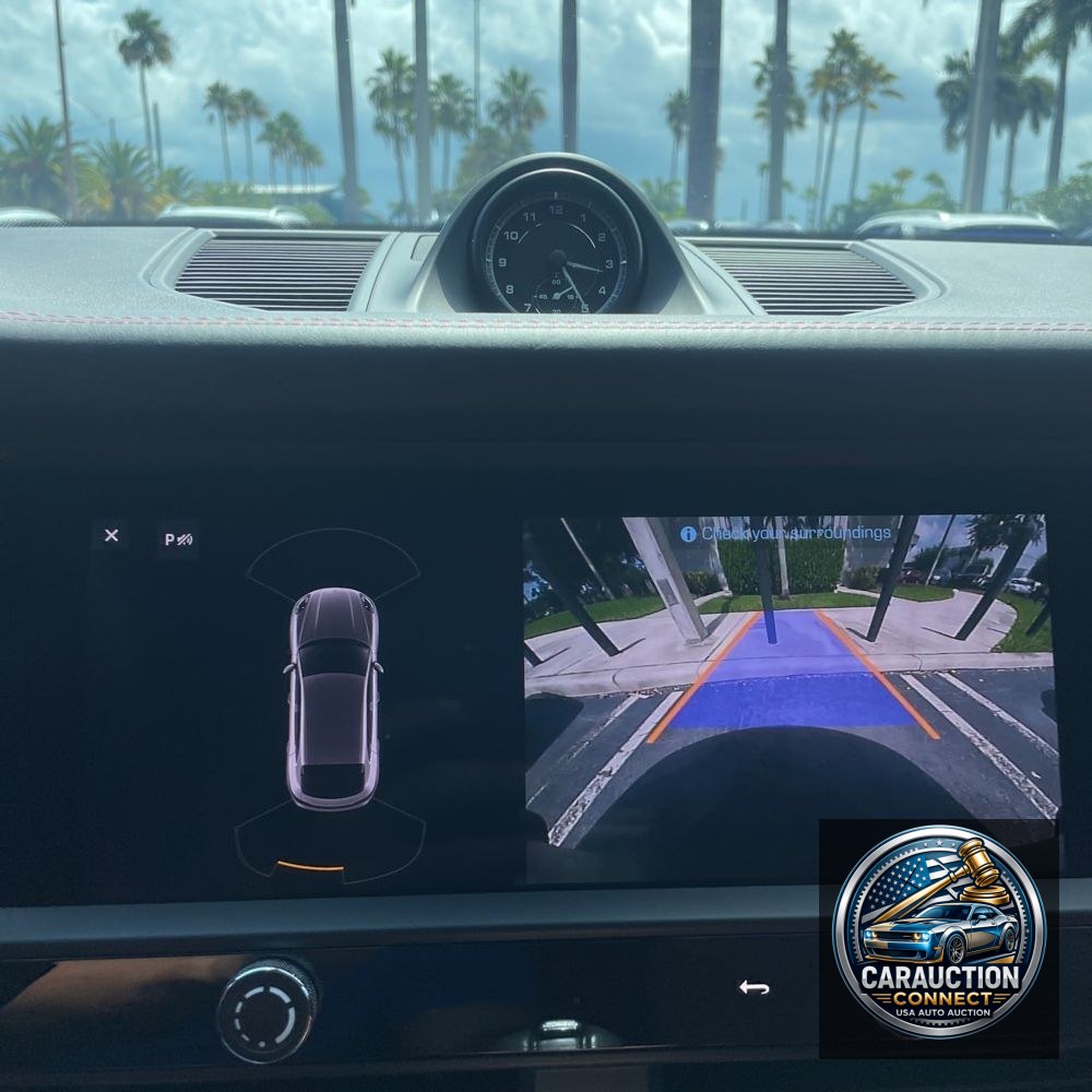 2024 Porsche Macan Base