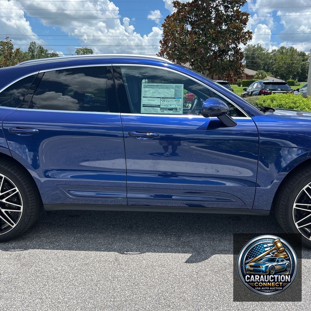 2024 Porsche Macan Base