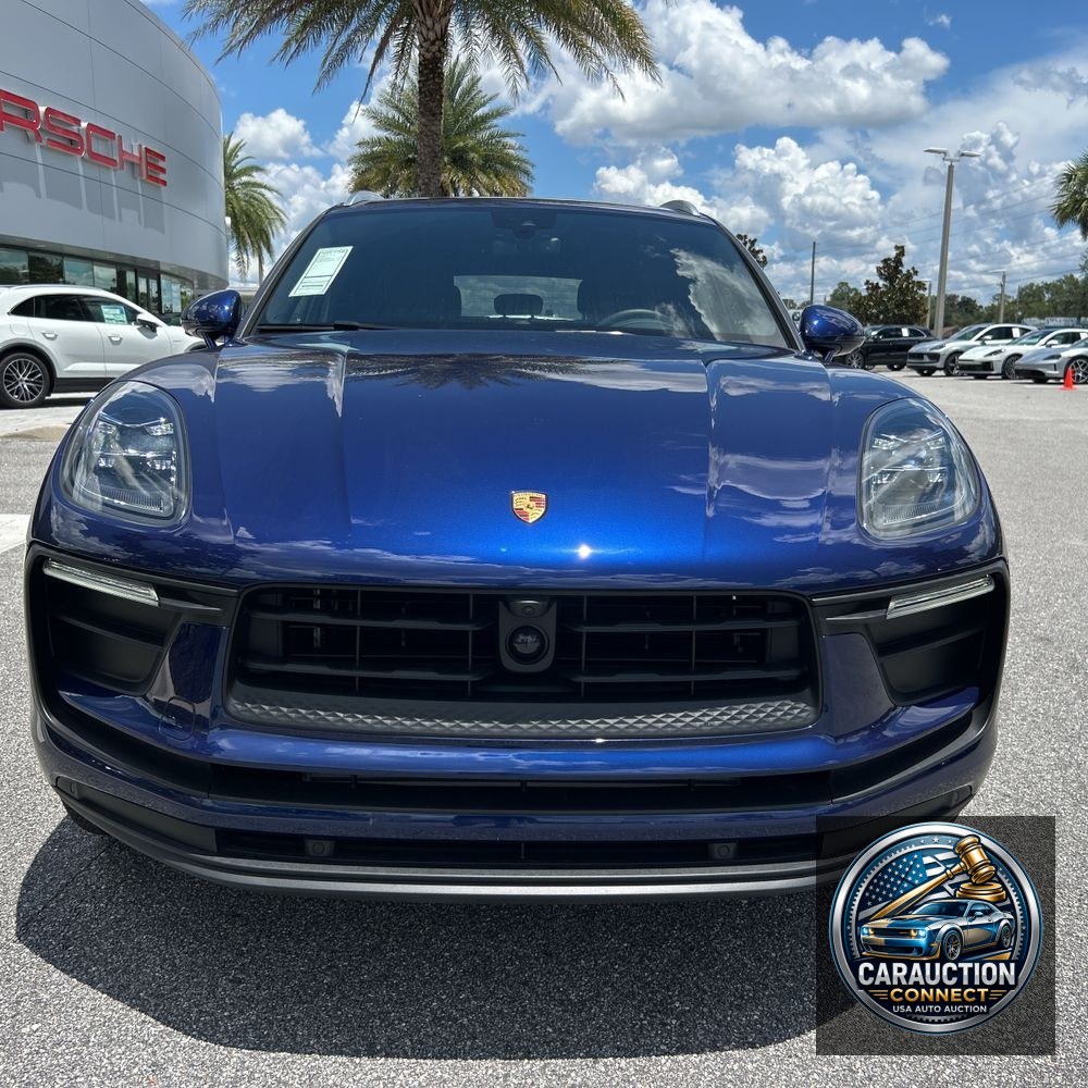 2024 Porsche Macan Base