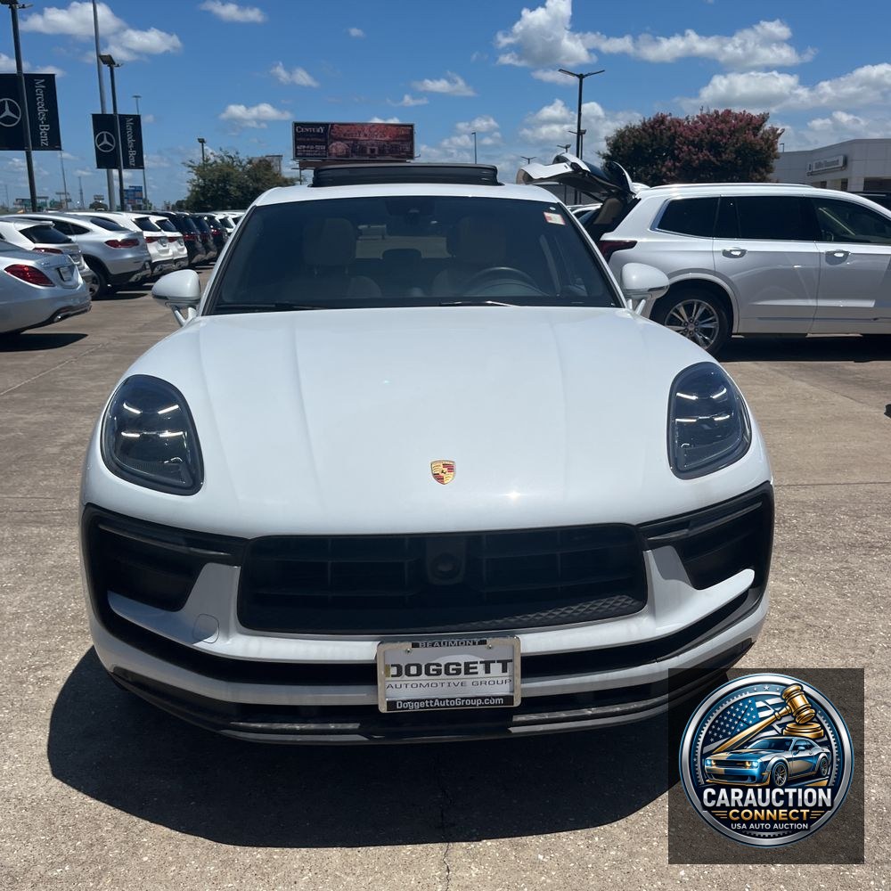 2024 Porsche Macan Base